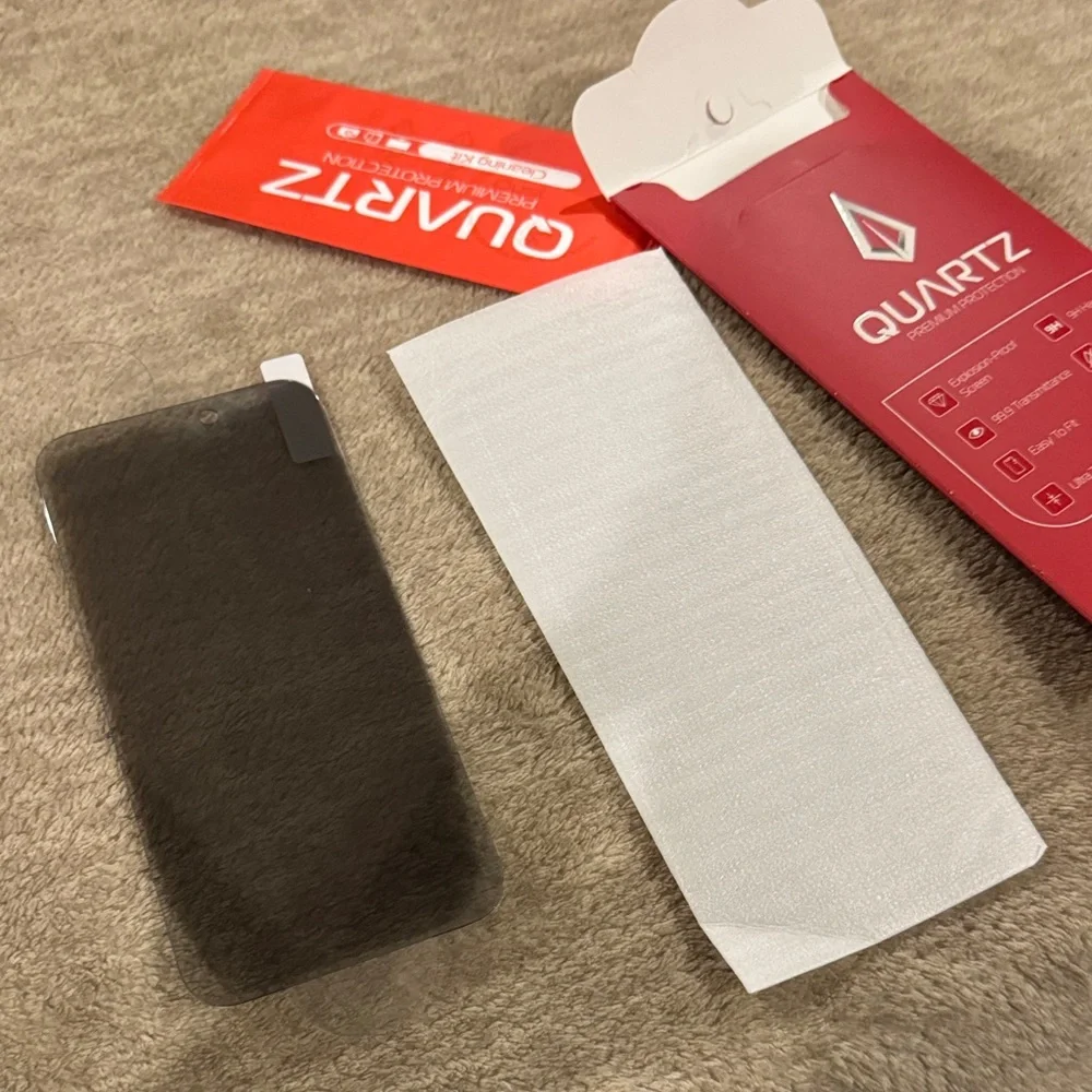 8 Quartz Premium IPhone 16 Screen Protection